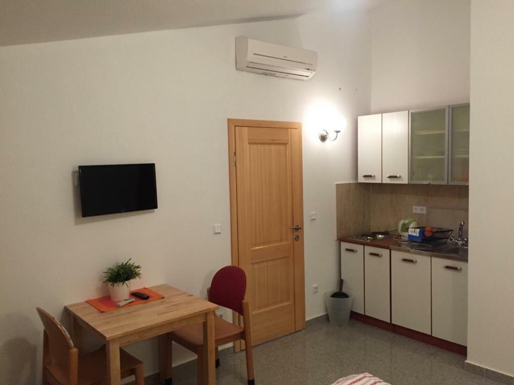 Apartmani Majstorovic Vodice Exteriör bild